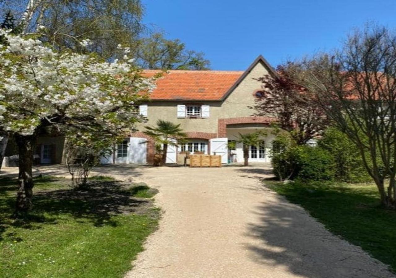Les Yourtes Du Bearn - Domaine Des Deux Clos Bed & Breakfast Pontiacq-Viellepinte Exterior photo